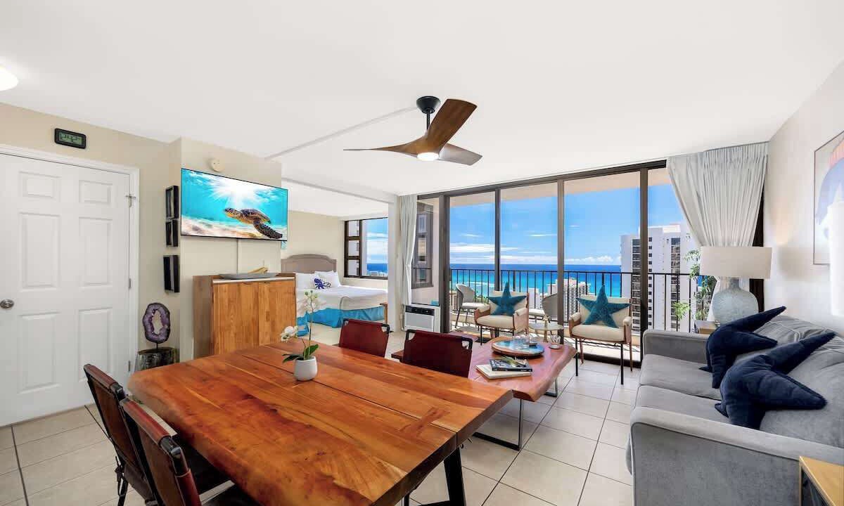 Photo of Bedroom in Waikiki
