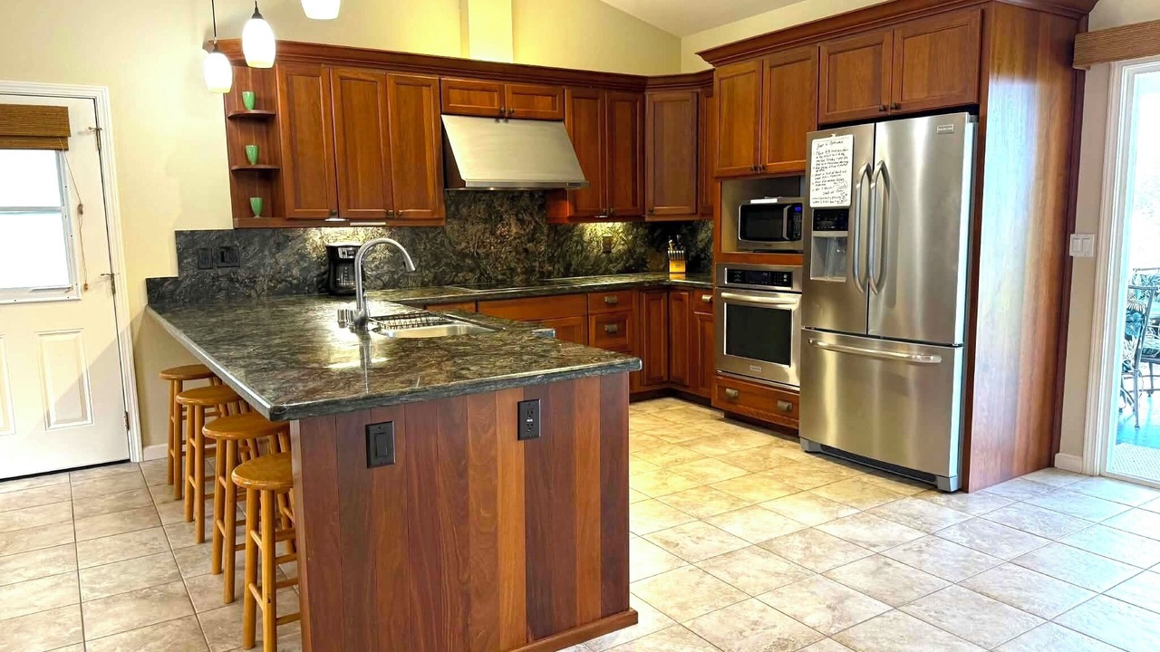 Photo of Kitchen in Kona Palisades