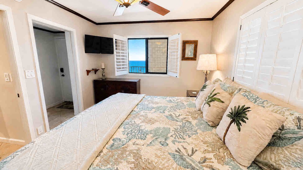 Photo of Bedroom in Maalaea