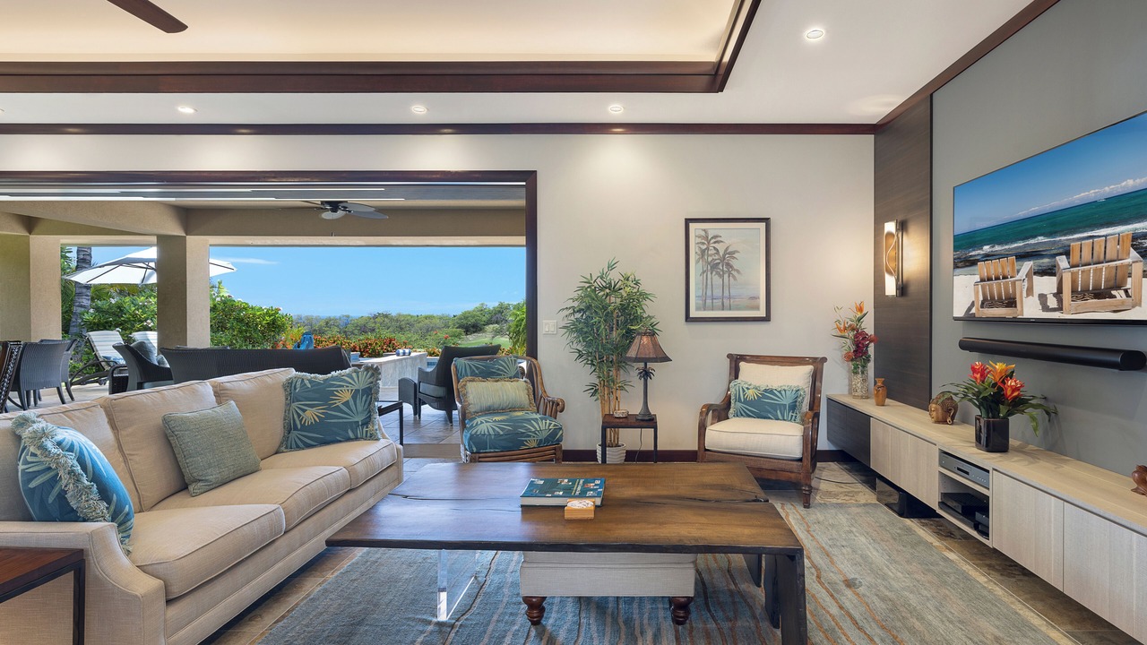 Photo of Livingroom in Kamuela