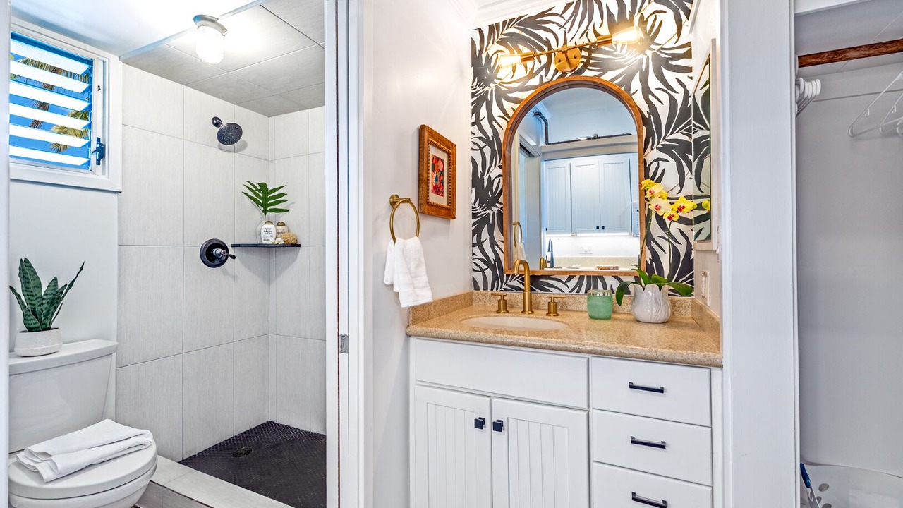 Photo of Bathroom in Napili