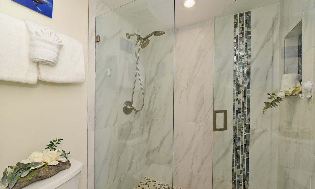 Photo of Bathroom in Kahana