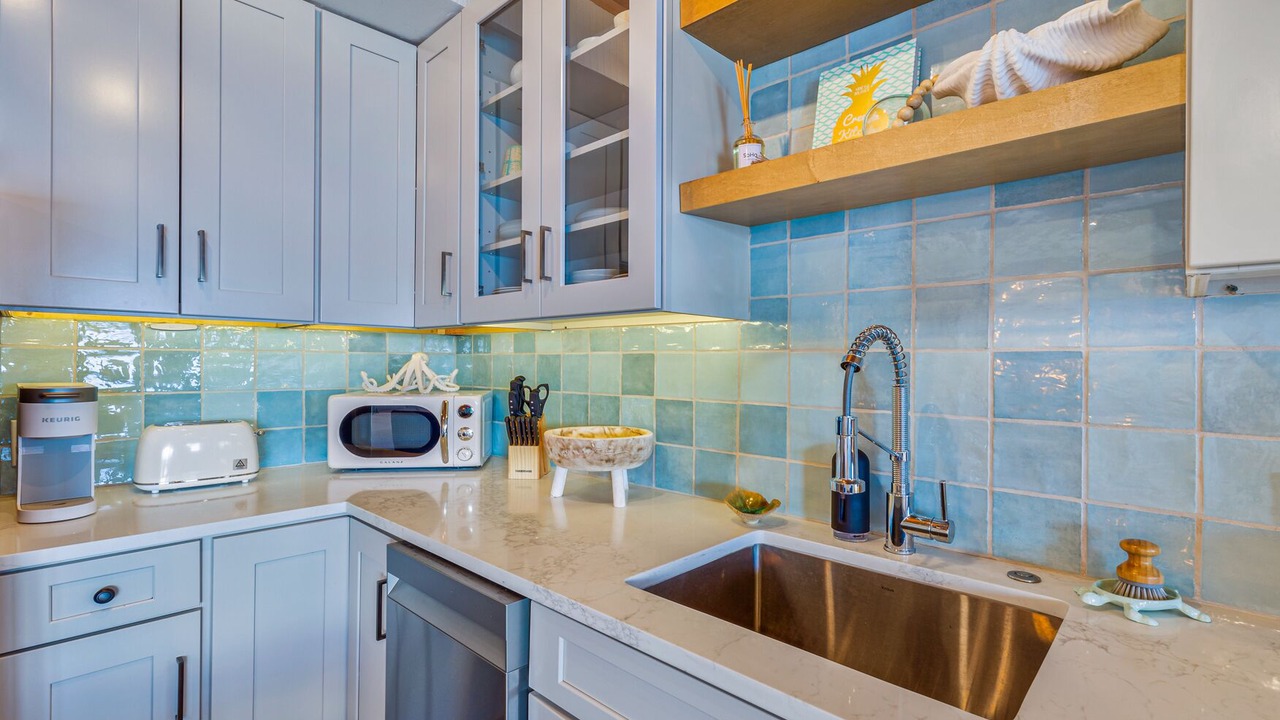 Photo of Kitchen in Kahana