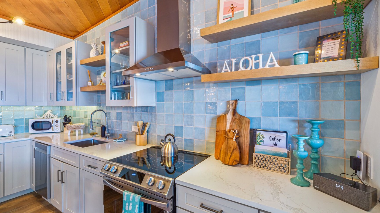Photo of Kitchen in Kahana