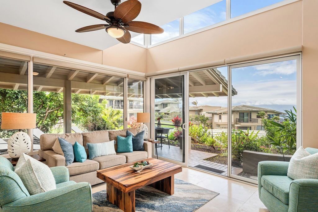 Photo of Livingroom in Napili