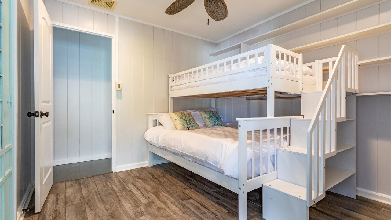 Photo of Bedroom in Kailua