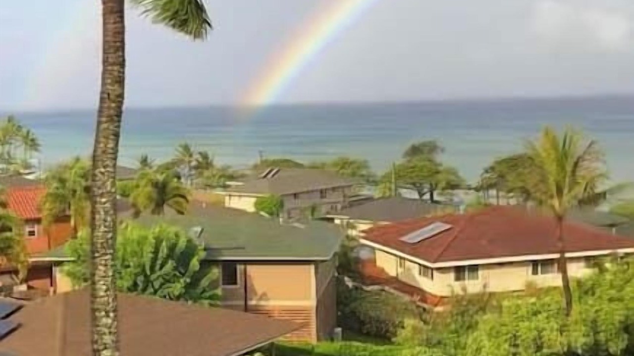 Photo of Others in Kahana