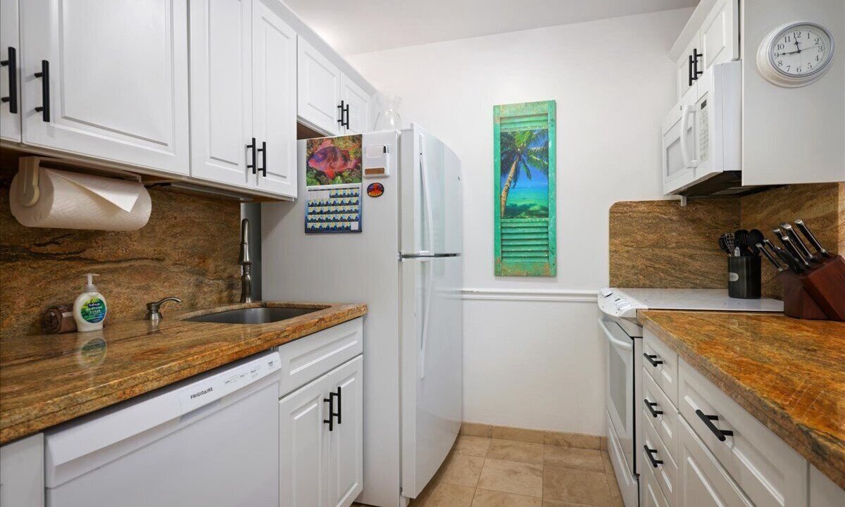 Photo of Kitchen in Historic Kailua Village