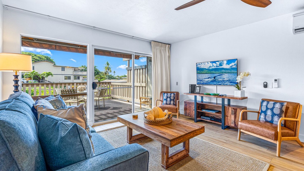 Photo of Livingroom in Kahana