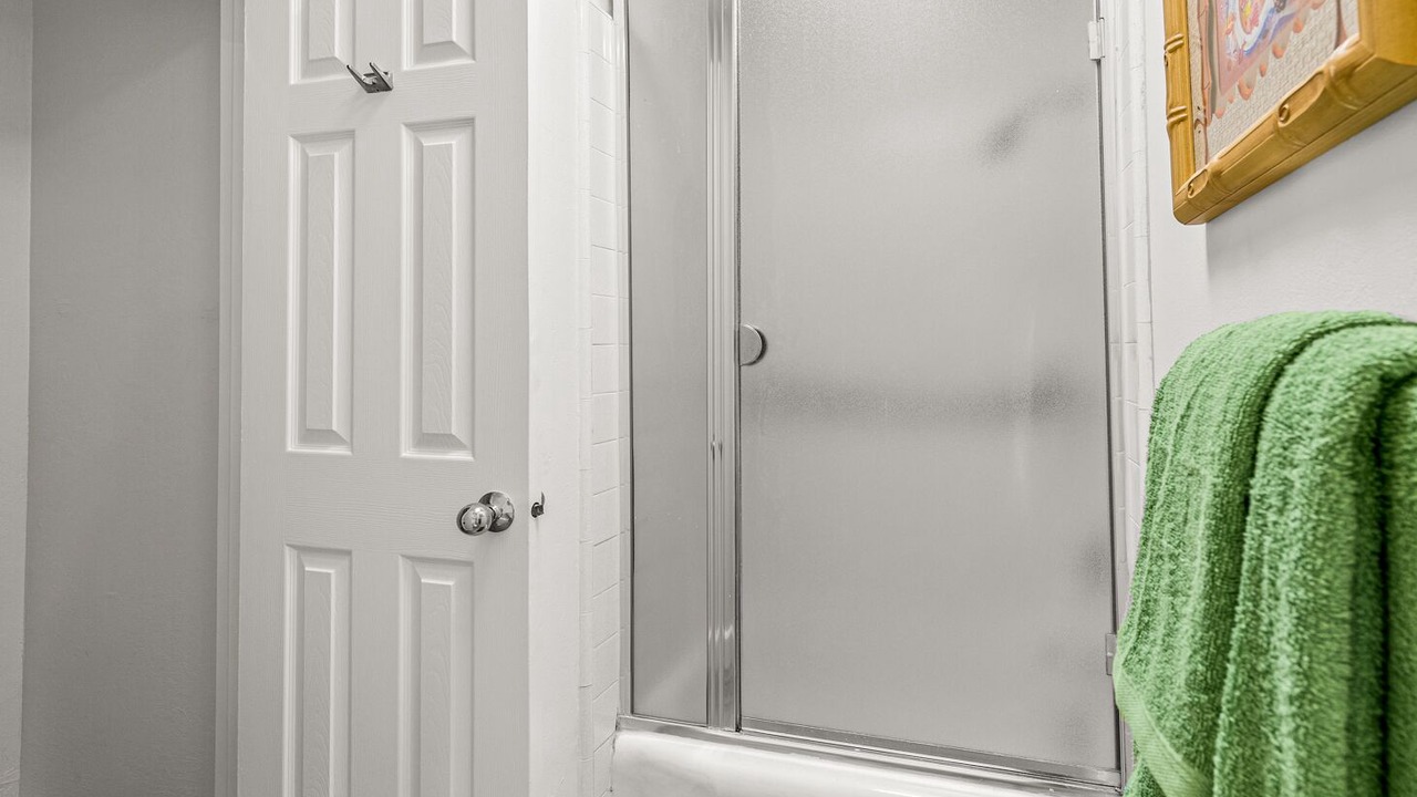 Photo of Bathroom in Kahana
