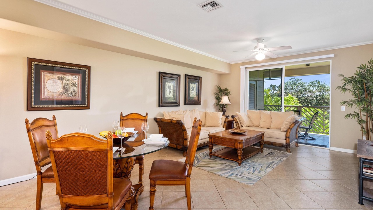 Photo of Livingroom in Waikoloa
