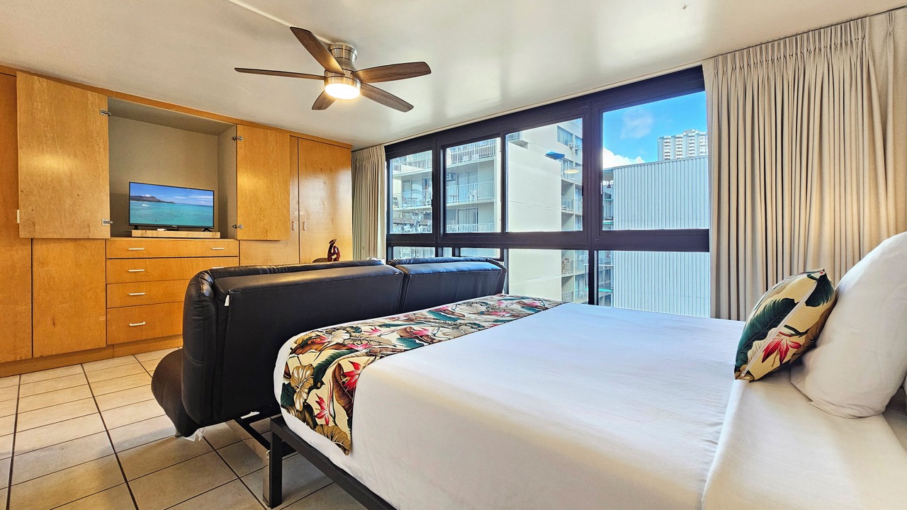 Photo of Bedroom in Waikiki