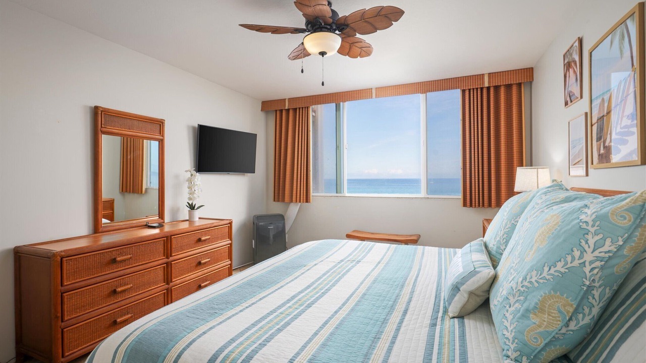 Photo of Bedroom in Historic Kailua Village