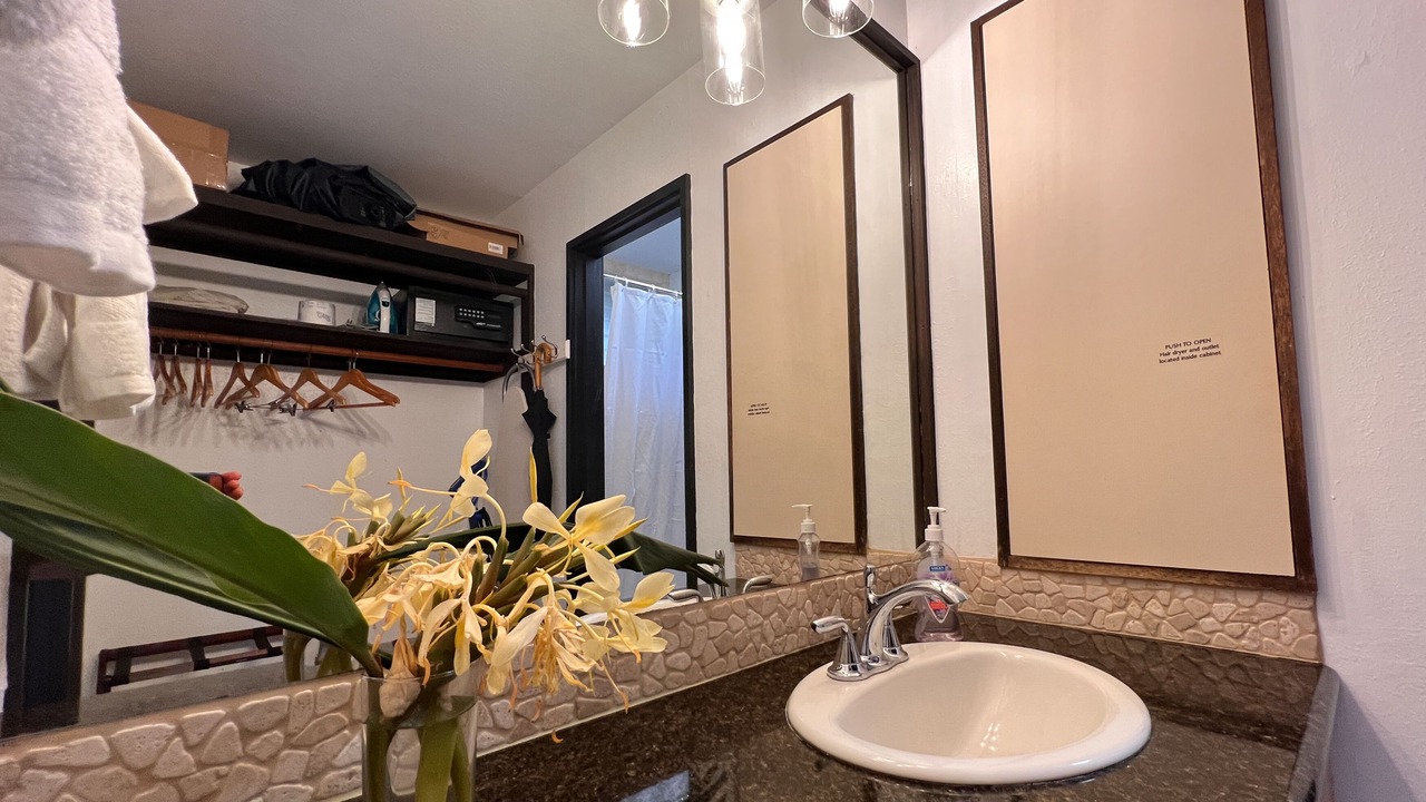 Photo of Bathroom in Hana