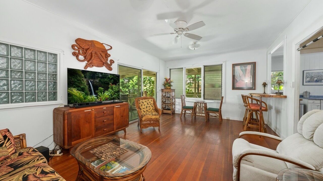 Photo of Livingroom in Honaunau-Napoopoo