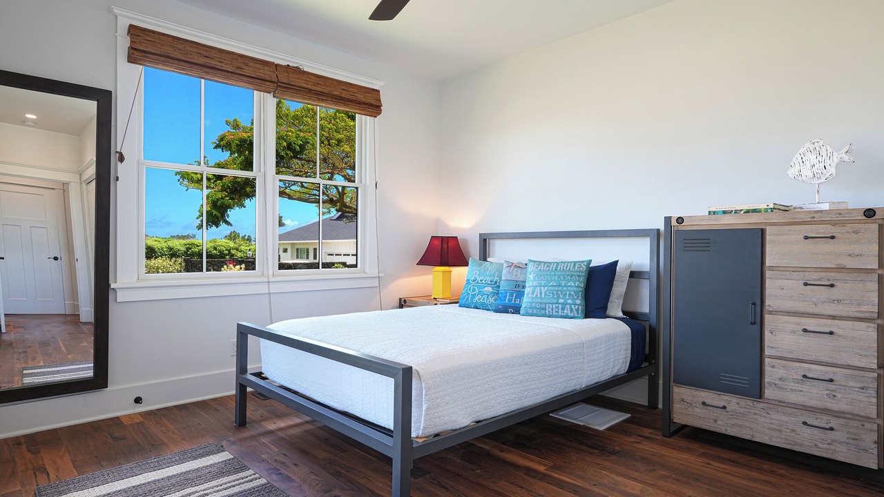 Photo of Bedroom in Poipu