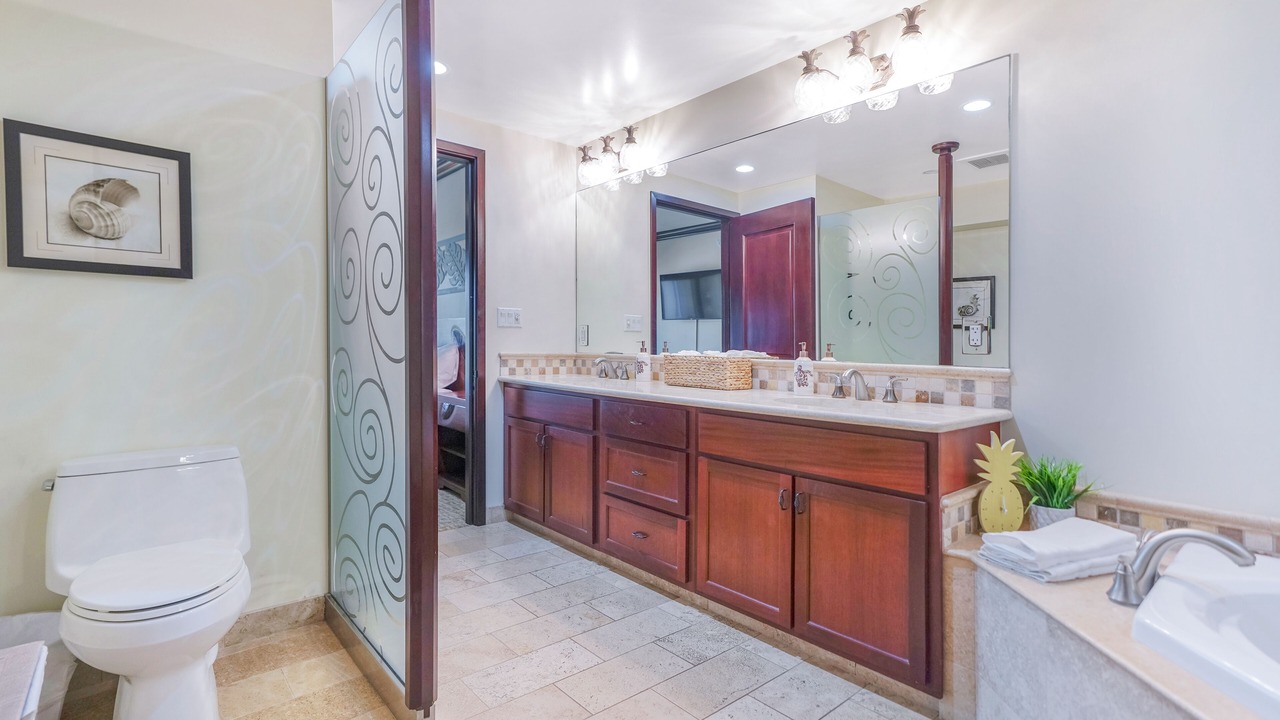 Photo of Bathroom in Wailua