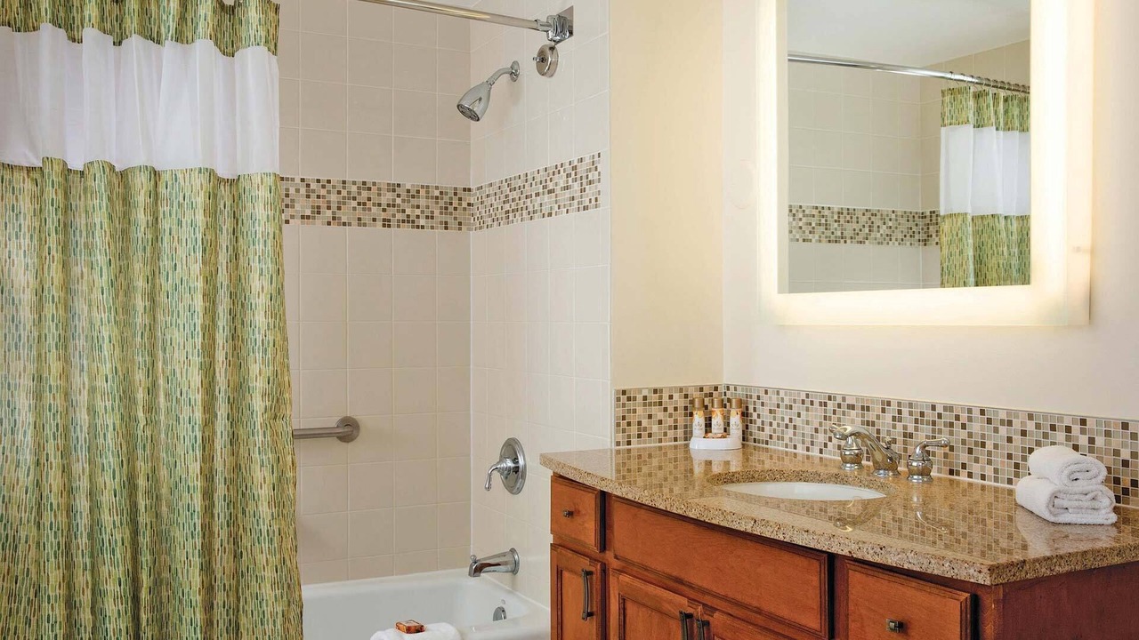 Photo of Bathroom in Poipu