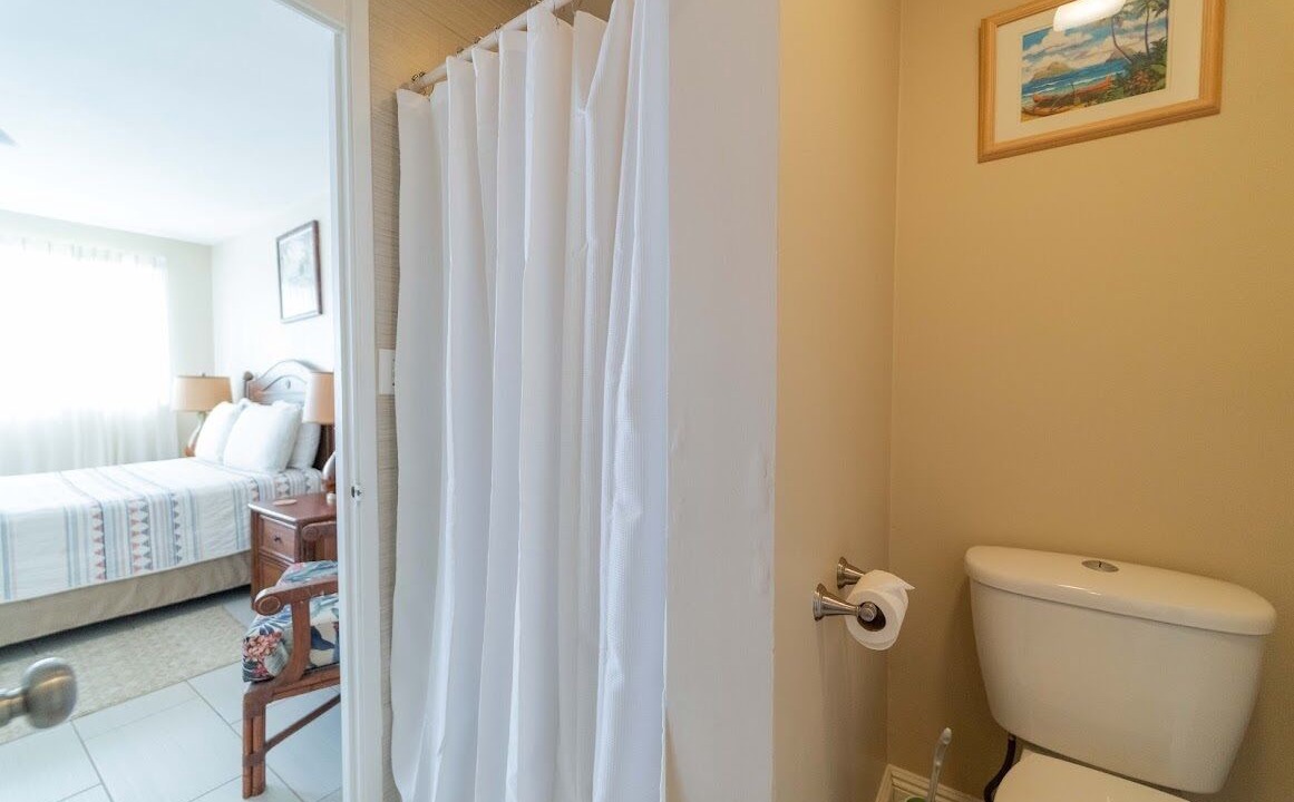 Photo of Bathroom in Kahuku