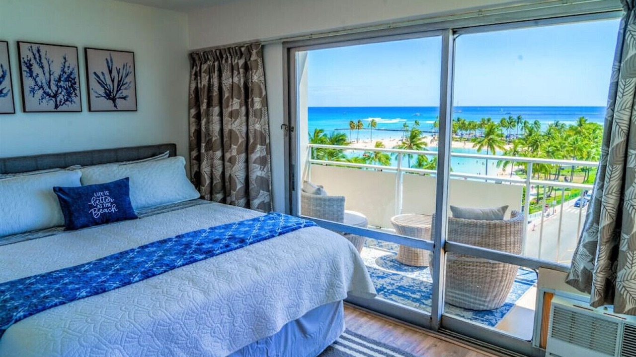 Photo of Bedroom in Waikiki
