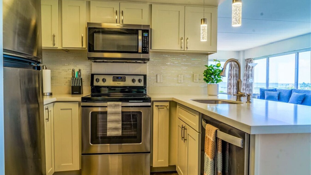 Photo of Kitchen in Waikiki