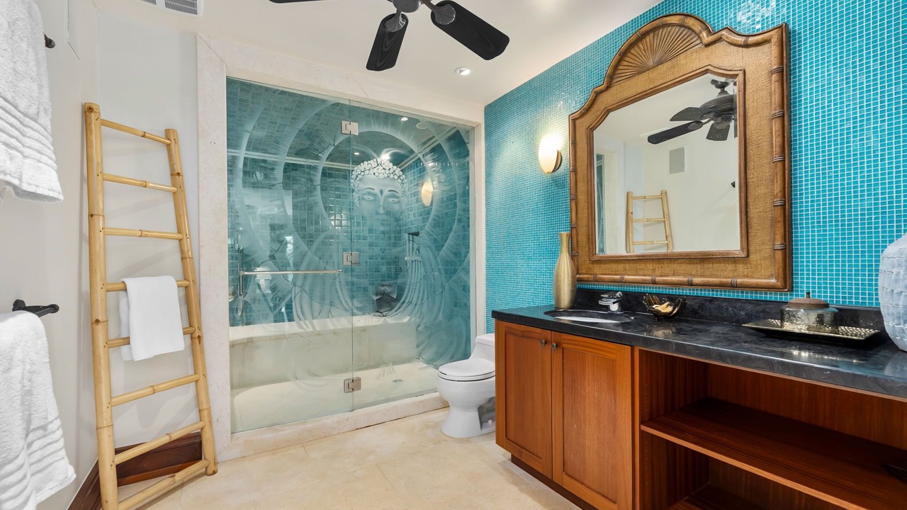 Photo of Bathroom in Lanikai