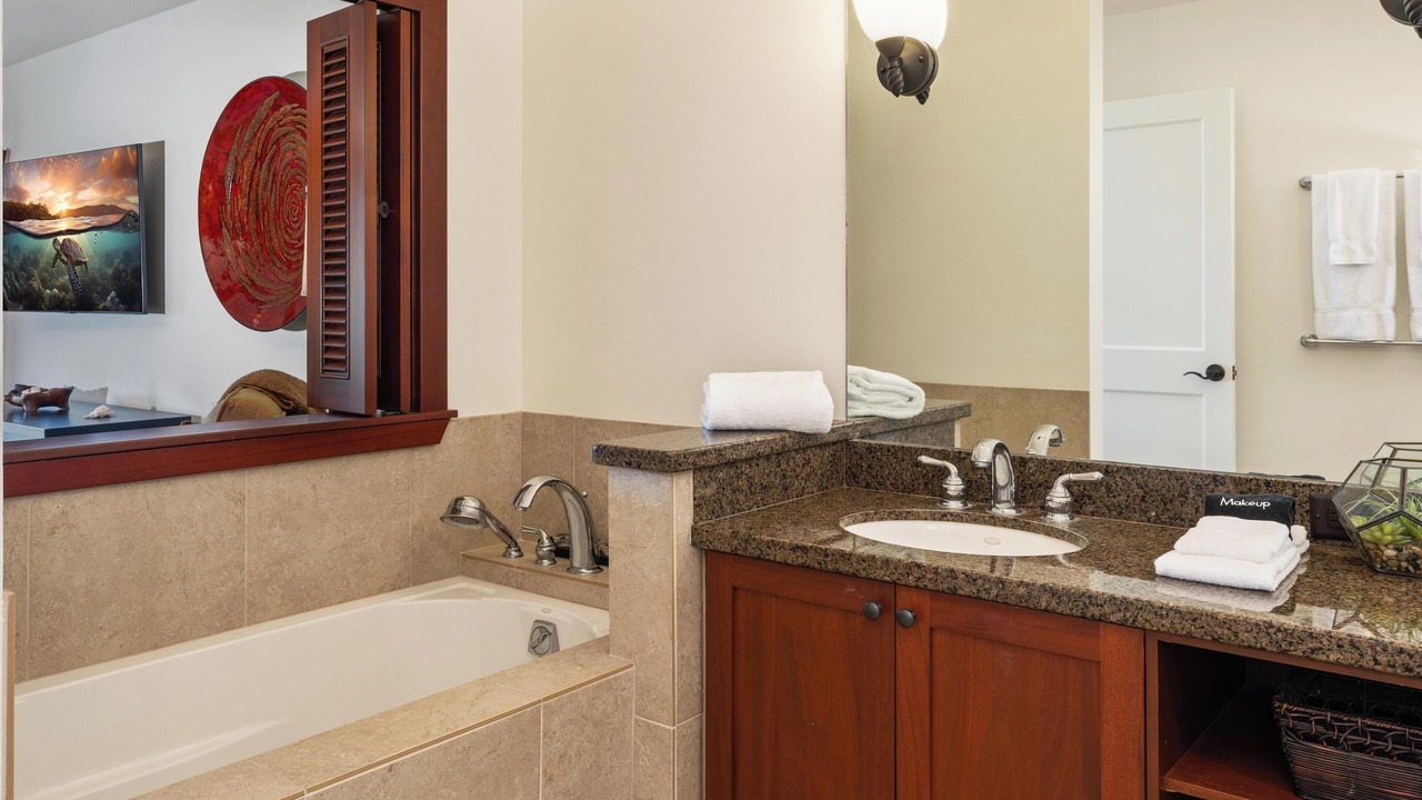 Photo of Bathroom in Waikoloa