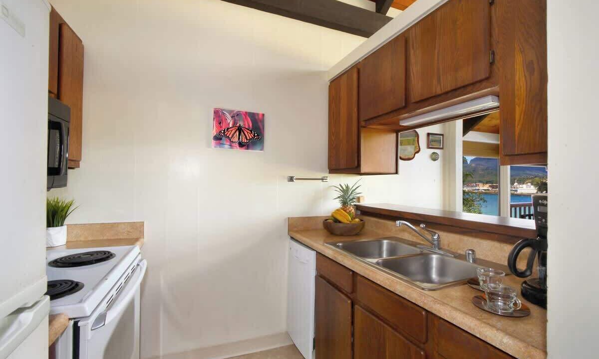 Photo of Kitchen in Lihue