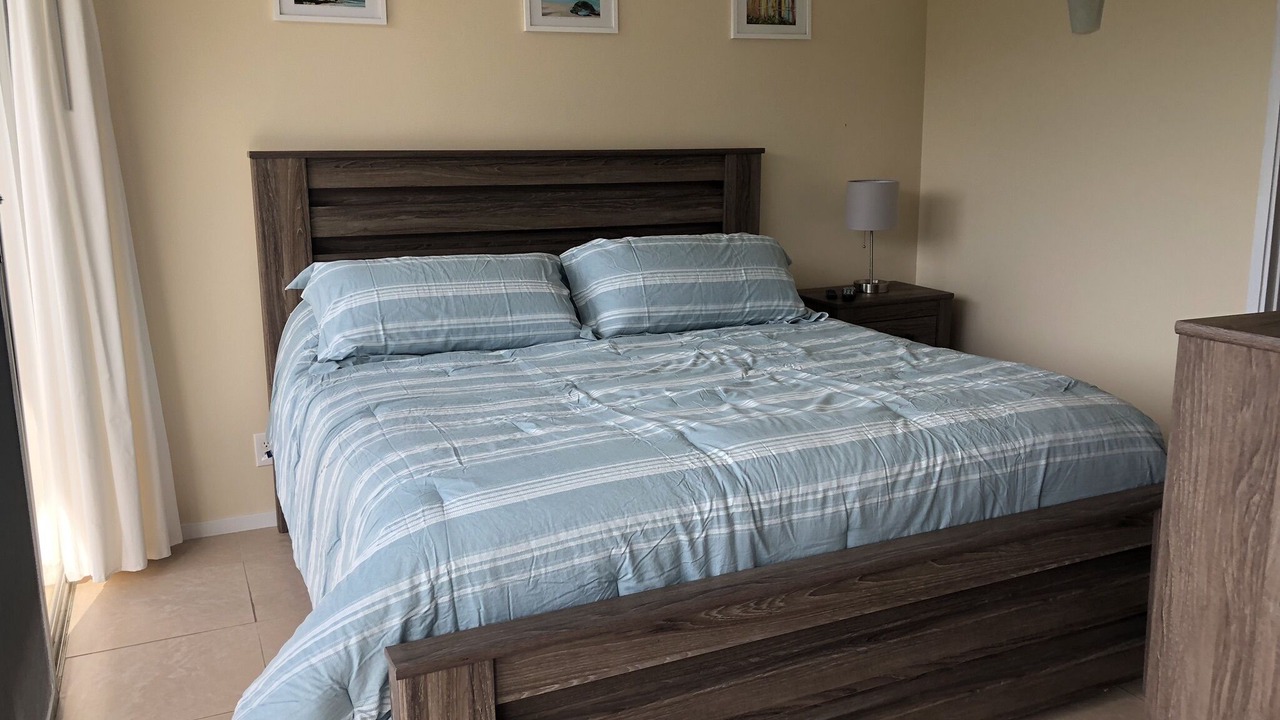 Photo of Bedroom in Makaha