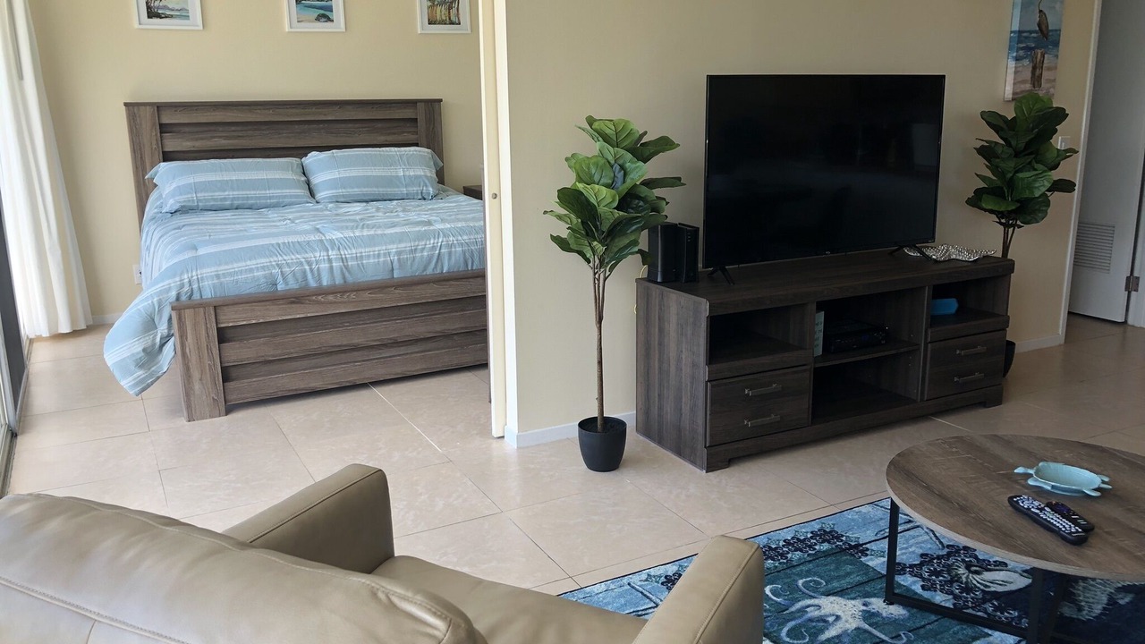 Photo of Bedroom in Makaha