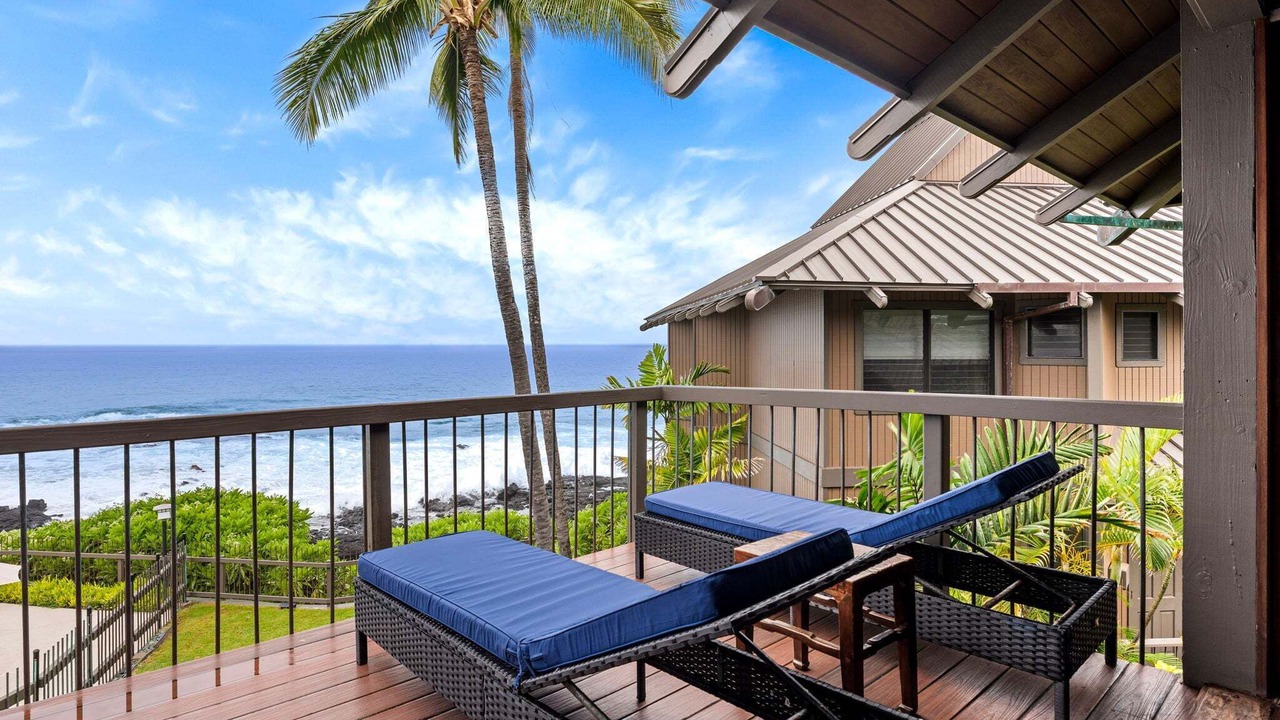 Photo of Patio Balcony in Kahaluu Bay