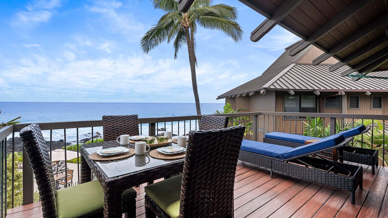 Photo of Others in Kahaluu Bay