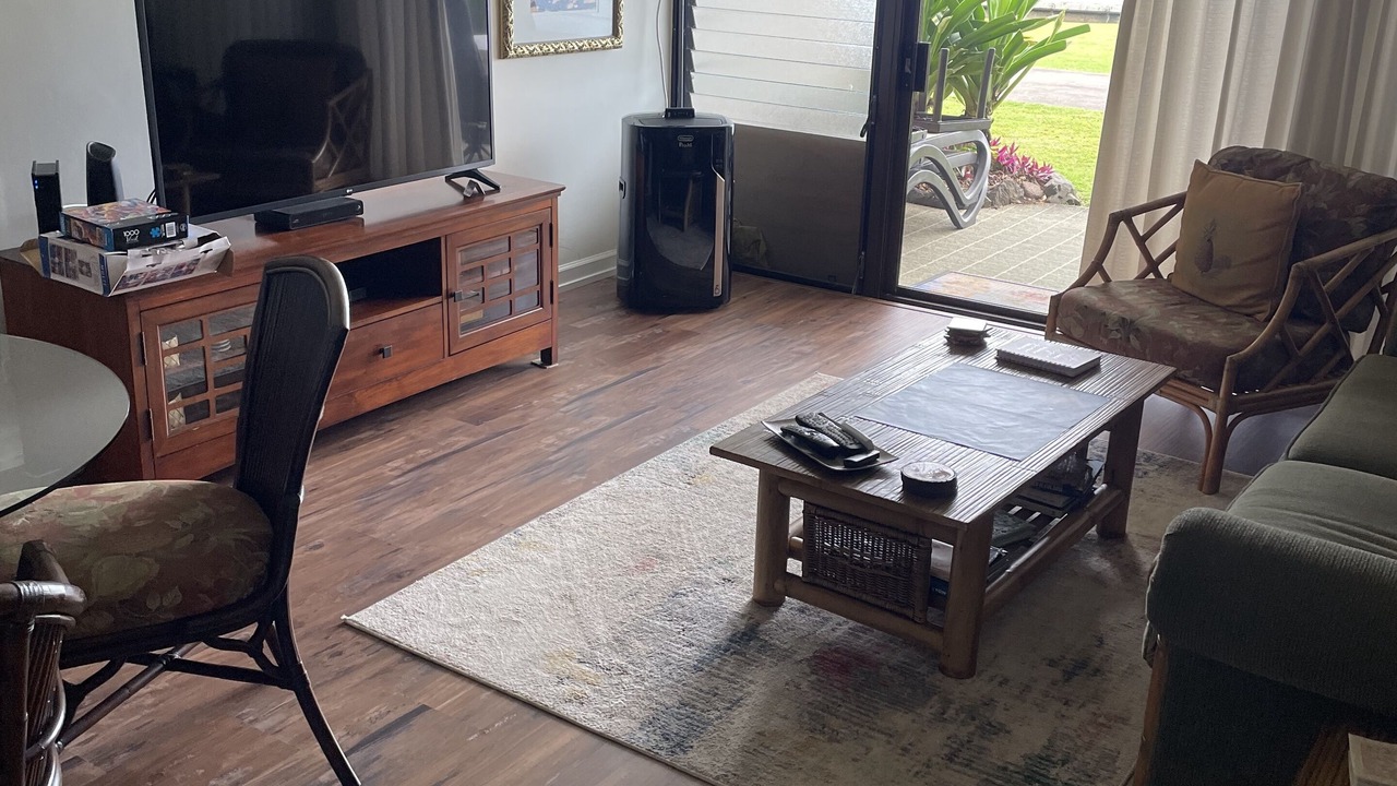 Photo of Livingroom in Kahana