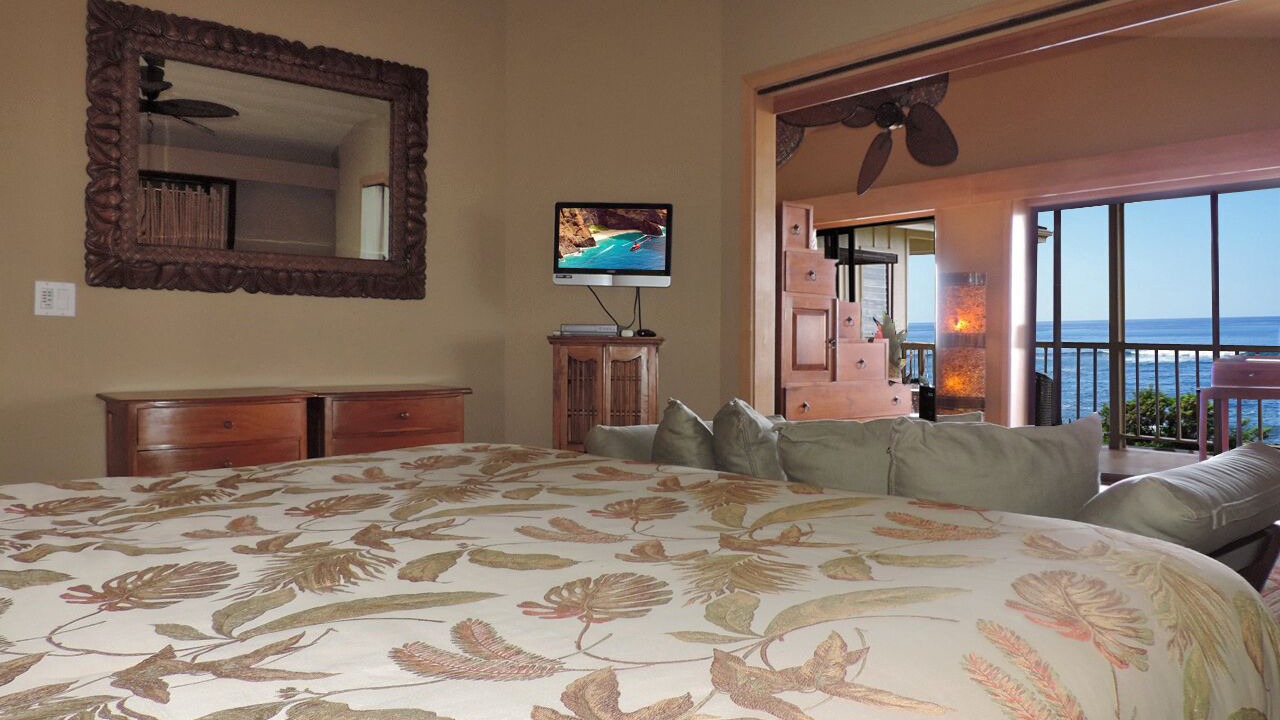 Photo of Bedroom in Poipu