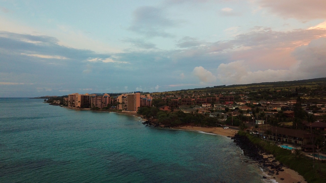 Photo of Others in Kahana