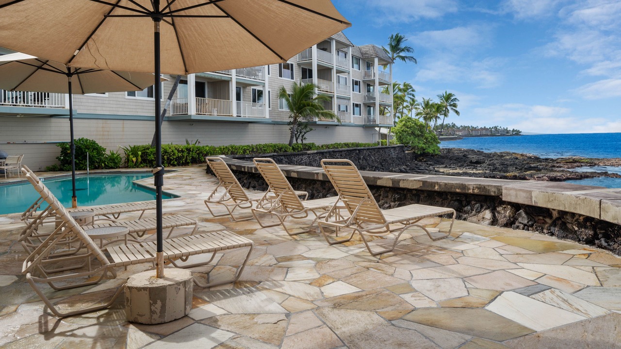 Photo of Others in Historic Kailua Village