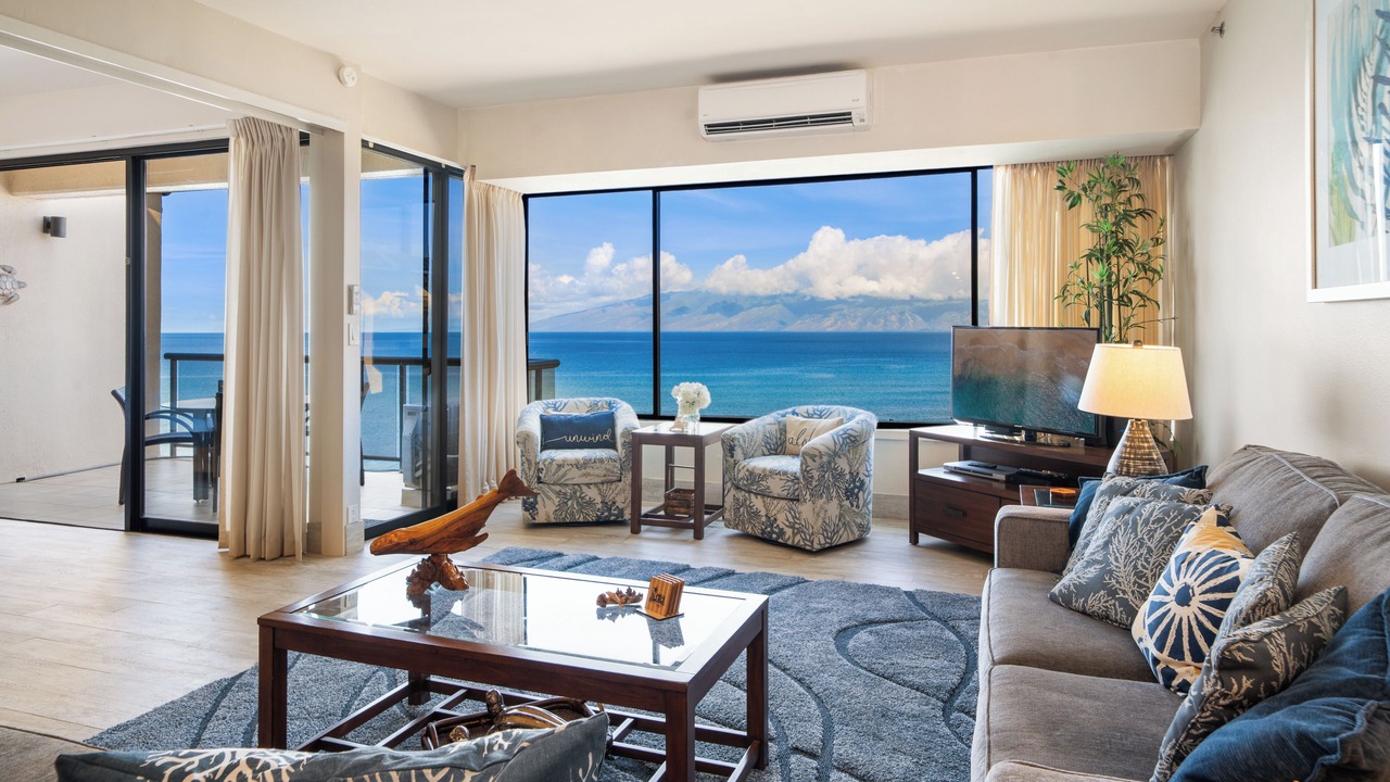 Photo of Livingroom in Kahana