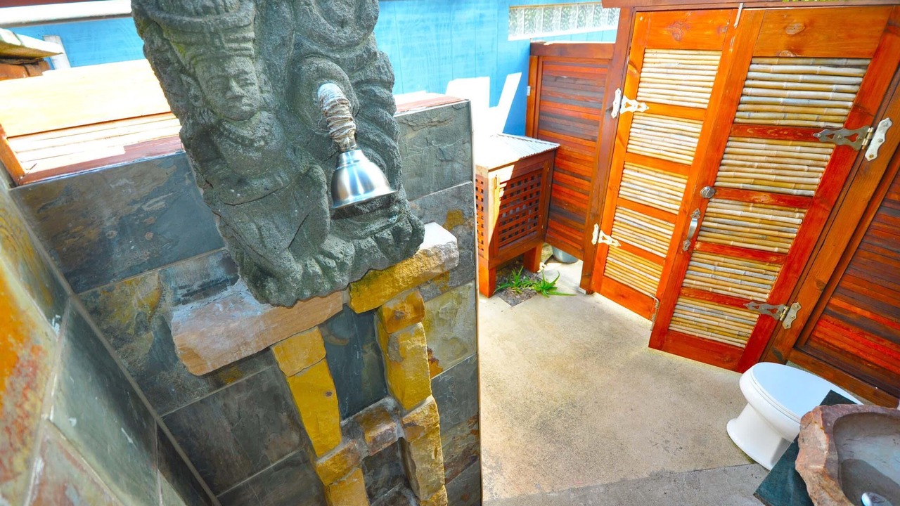Photo of Bathroom in Laie