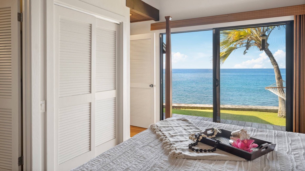 Photo of Bedroom in Kahaluu Bay