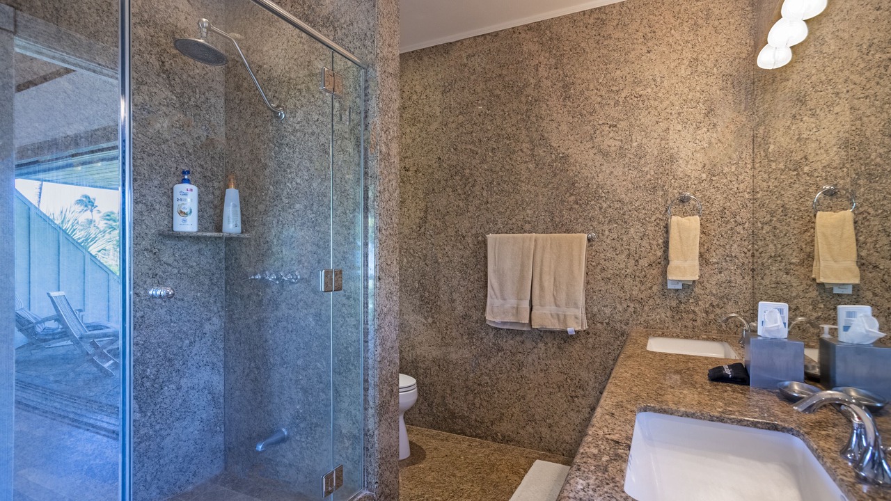 Photo of Bathroom in Hanalei