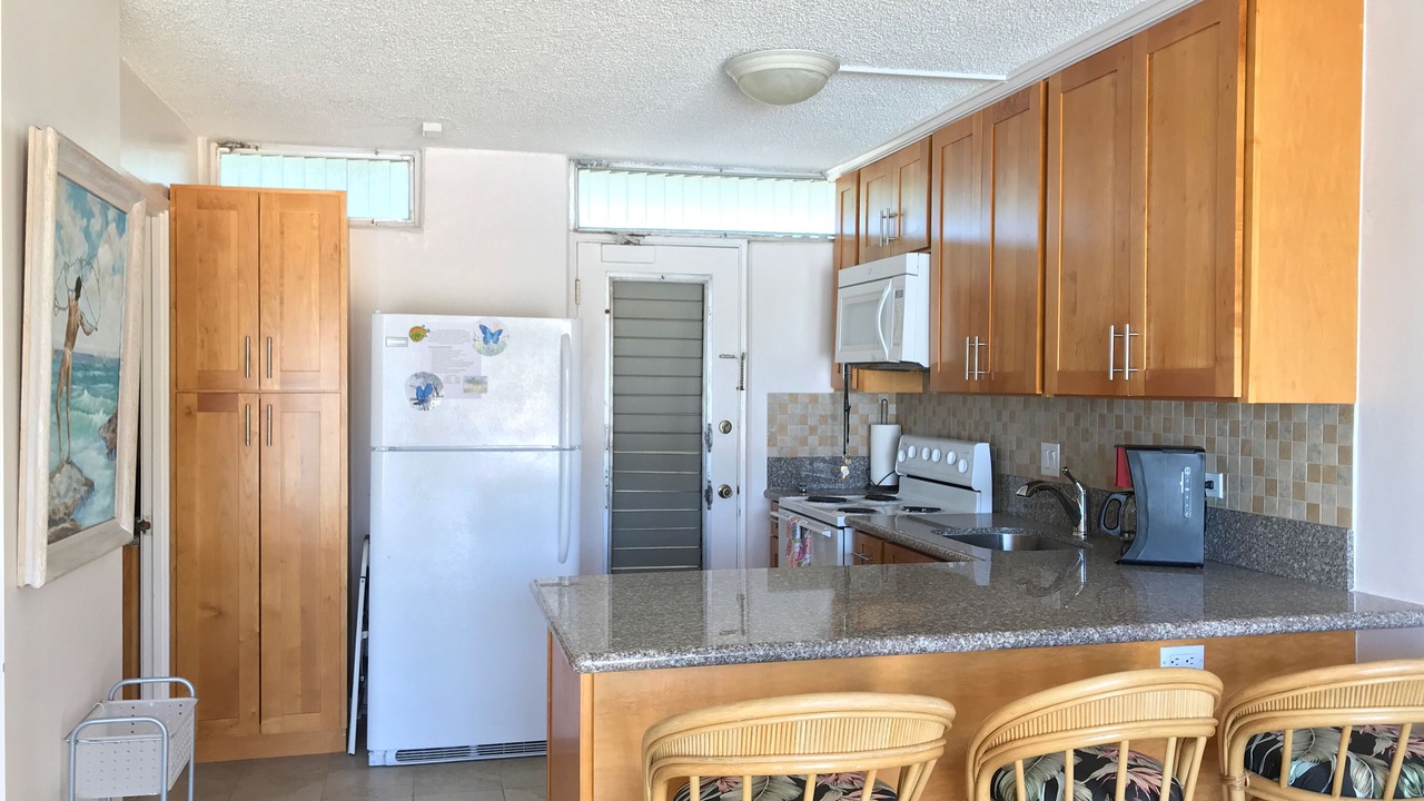Photo of Kitchen in Makaha