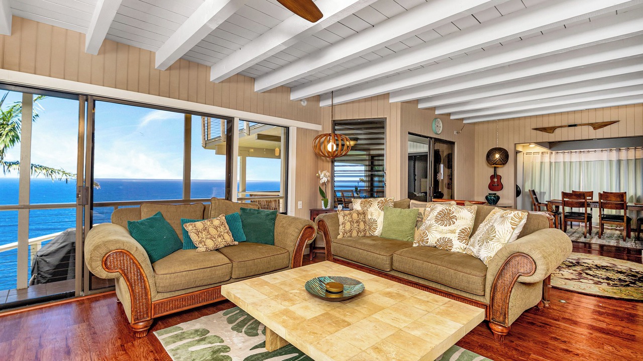 Photo of Livingroom in Laupahoehoe
