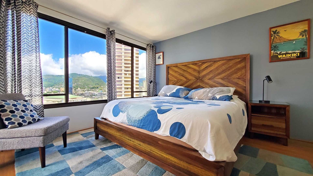 Photo of Bedroom in Waikiki