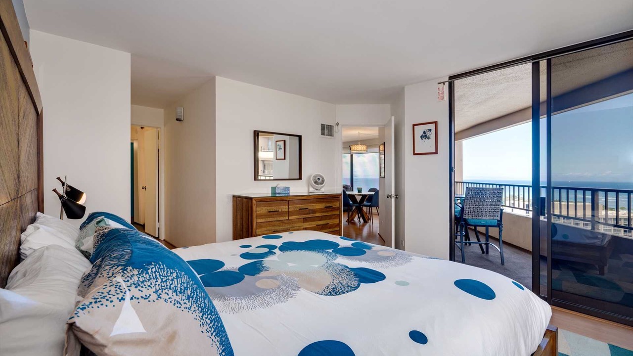 Photo of Bedroom in Waikiki