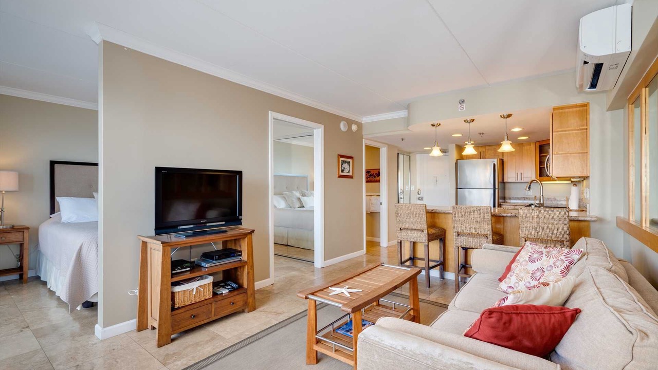 Photo of Livingroom in Waikiki