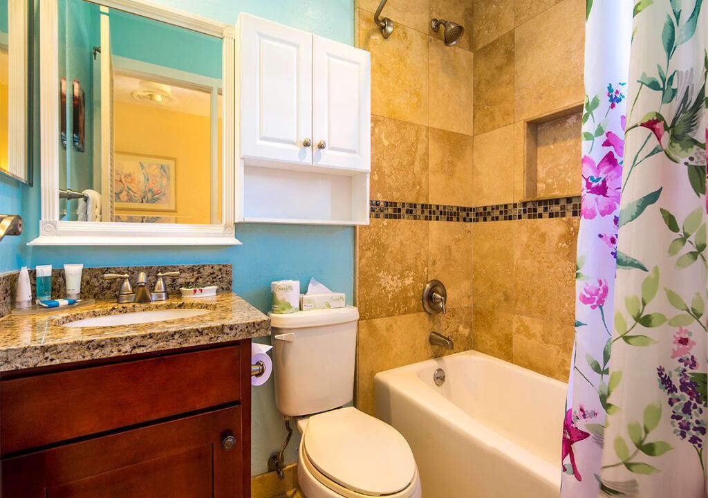 Photo of Bathroom in Lihue