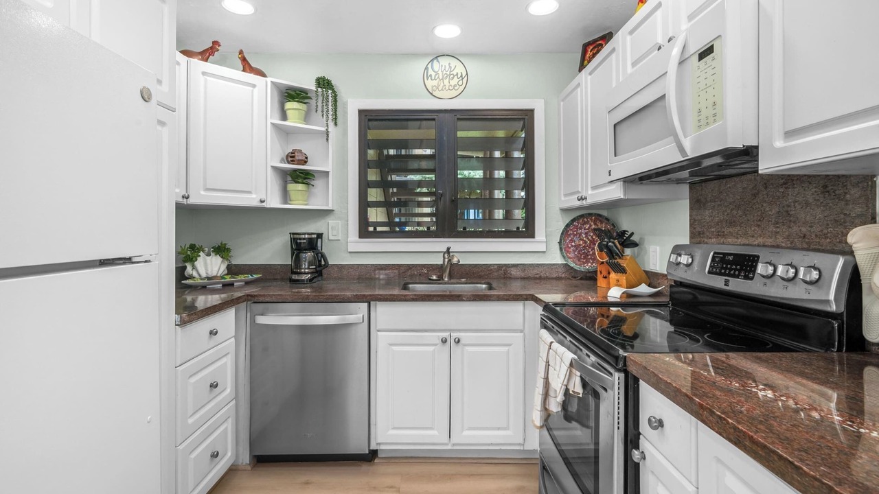 Photo of Kitchen in Lihue