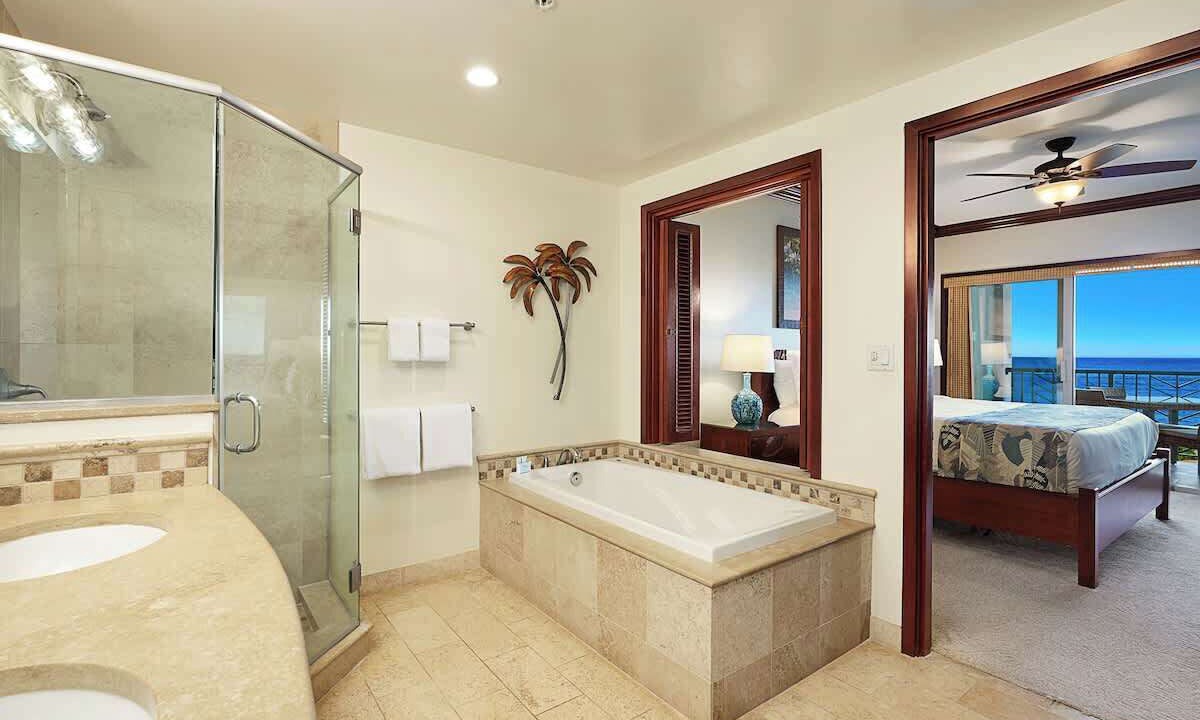 Photo of Bathroom in Wailua