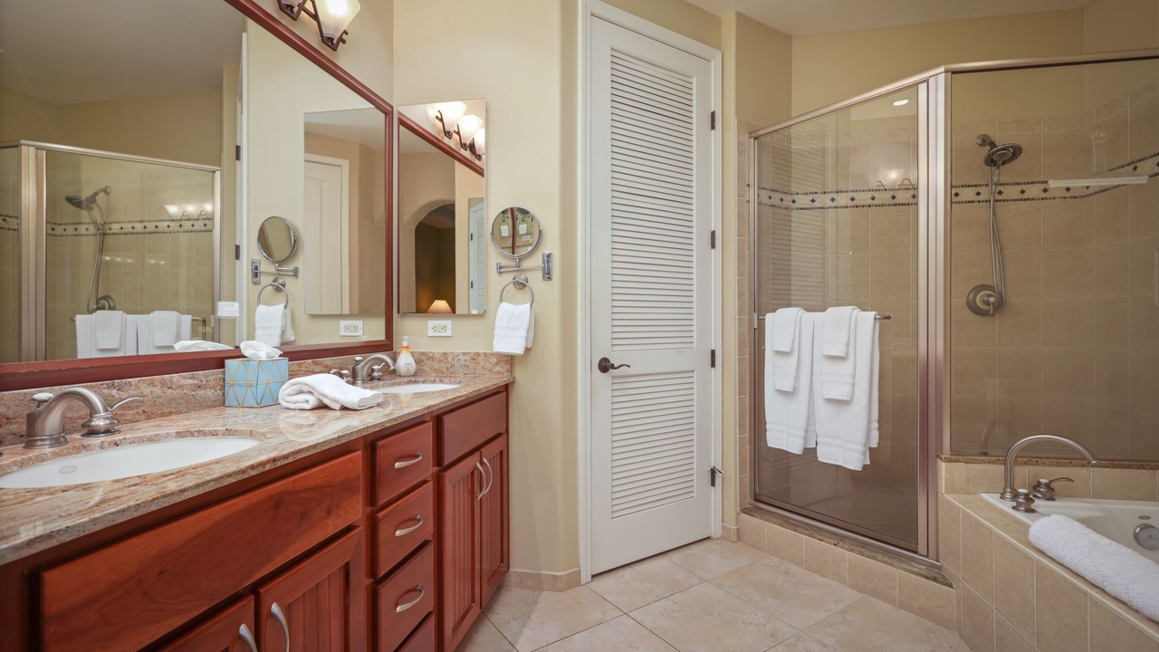 Photo of Bathroom in Waikoloa