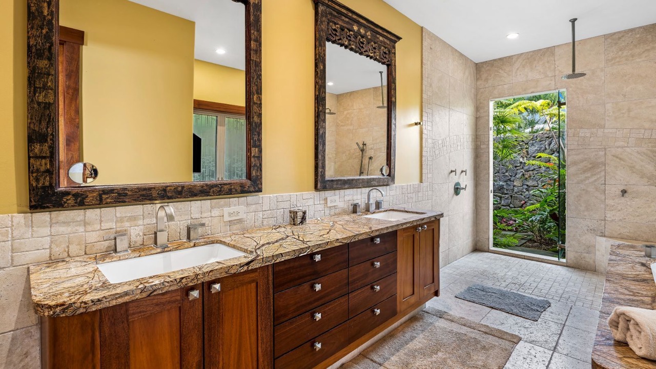 Photo of Bathroom in Kailua-Kona